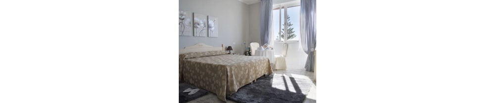 Mediterraneo — hotel in Roccella Ionica