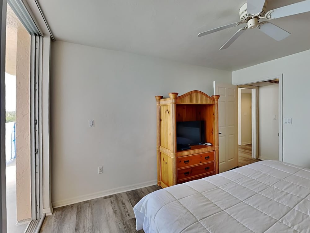 Lovers Key Resort by Distinctive Beach Rentals - photo 8