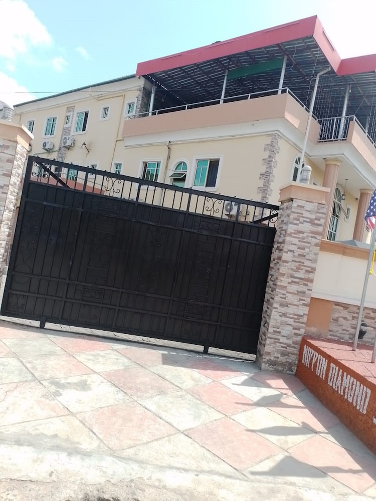 Nippon Diamond Suites - carbon neutral hotel in Lagos
