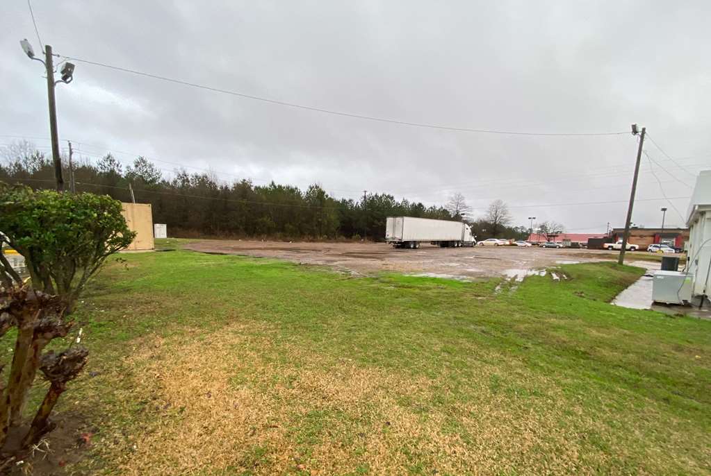 Days Inn by Wyndham Forest - photo 10