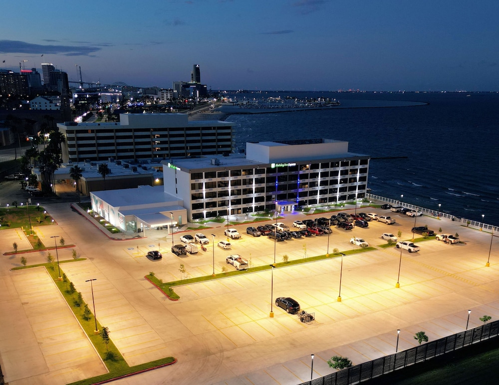 Holiday Inn Express Corpus Christi Beachfront by IHG - photo 76