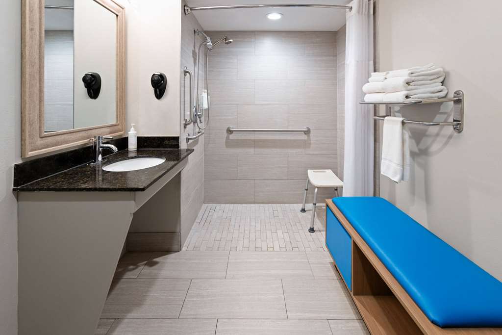 Days Inn by Wyndham Americus - photo 18