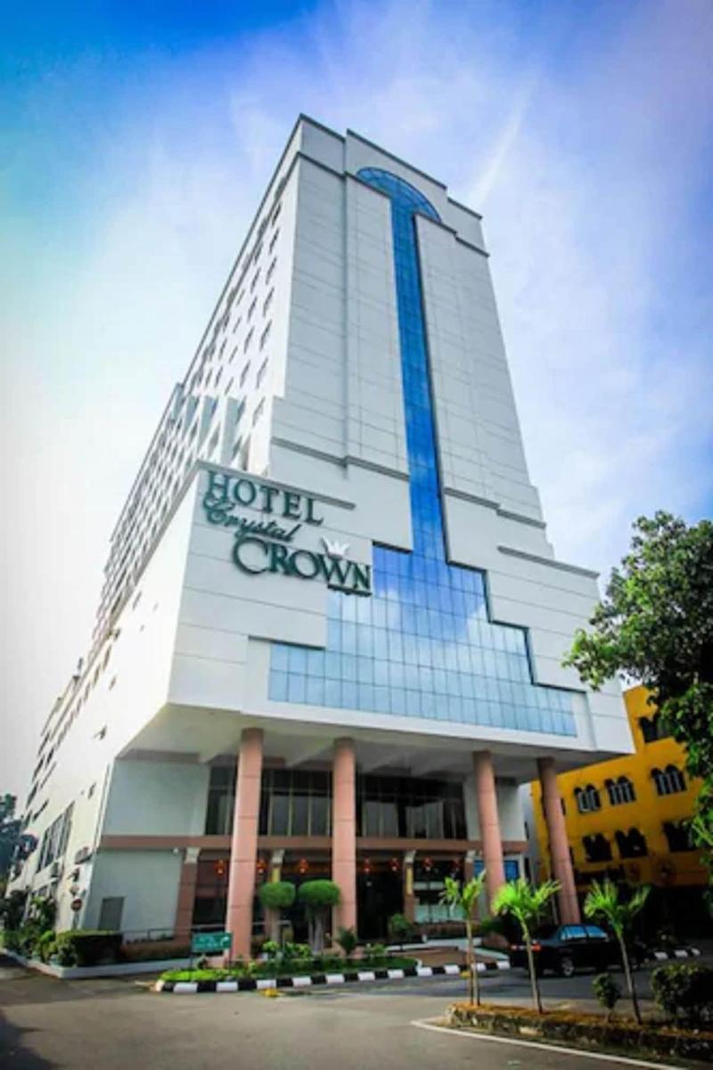 Crystal Crown Hotel Harbour View Port Klang — 4-Star Luxury Hotel in Kuala Lumpur, Malaysia