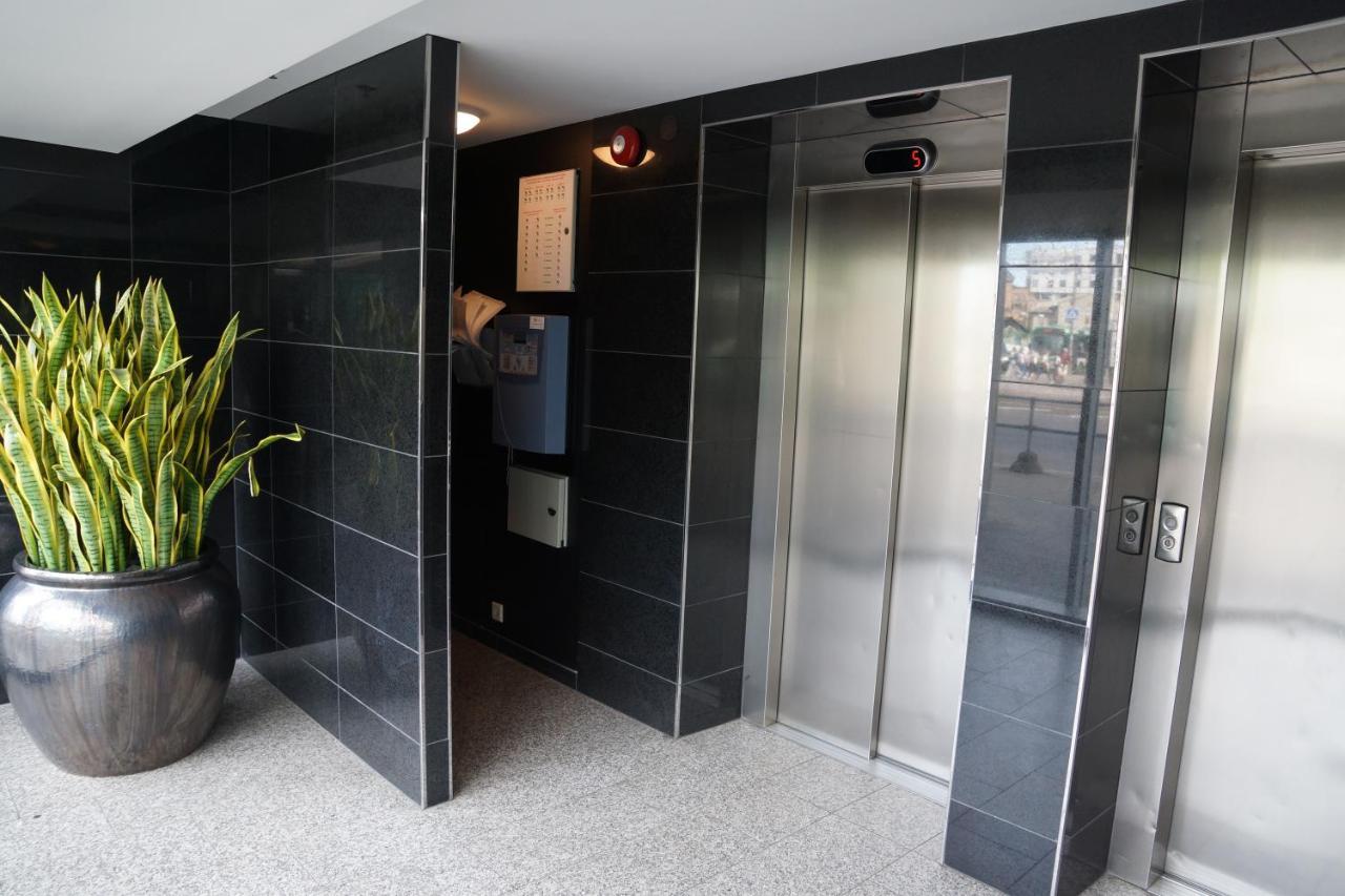 Viru väljak 6 Apartment