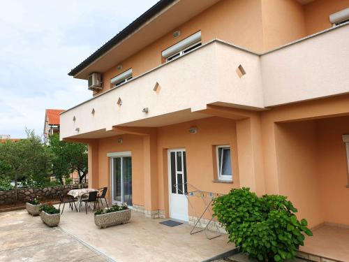 Apartman Lukaric — 4-Star Luxury Hotel in Krk, Croatia