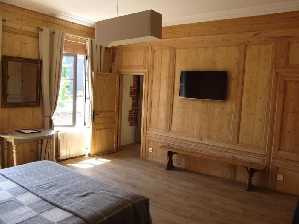 A lEcole Buissonniere in Honfleur, France