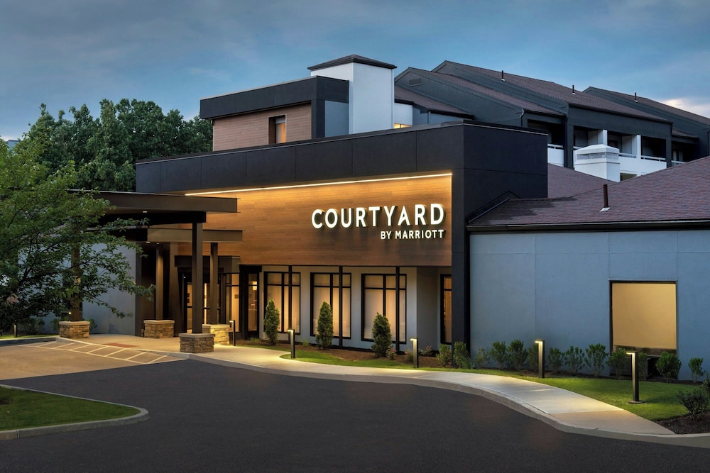 Courtyard by Marriott Norwalk - photo 29