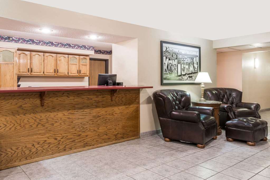 Super 8 by Wyndham Maysville KY - photo 6
