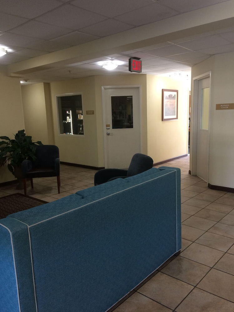 Candlewood Suites Jacksonville an IHG Hotel - photo 3