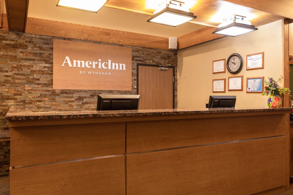 AmericInn by Wyndham Marshall - photo 4