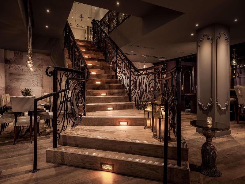 The Ivey's Hotel - photo 7