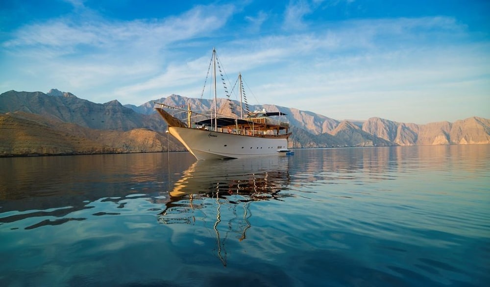 Rubba Luxury Yacht — Khasab