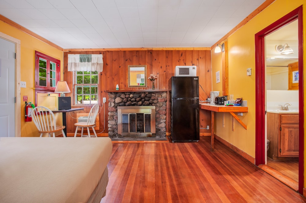 Birchcliff Resort - photo 60