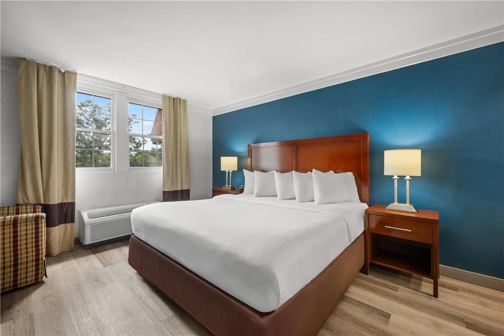 Comfort Suites Near Casinos Norwich Uncasville CT - photo 26
