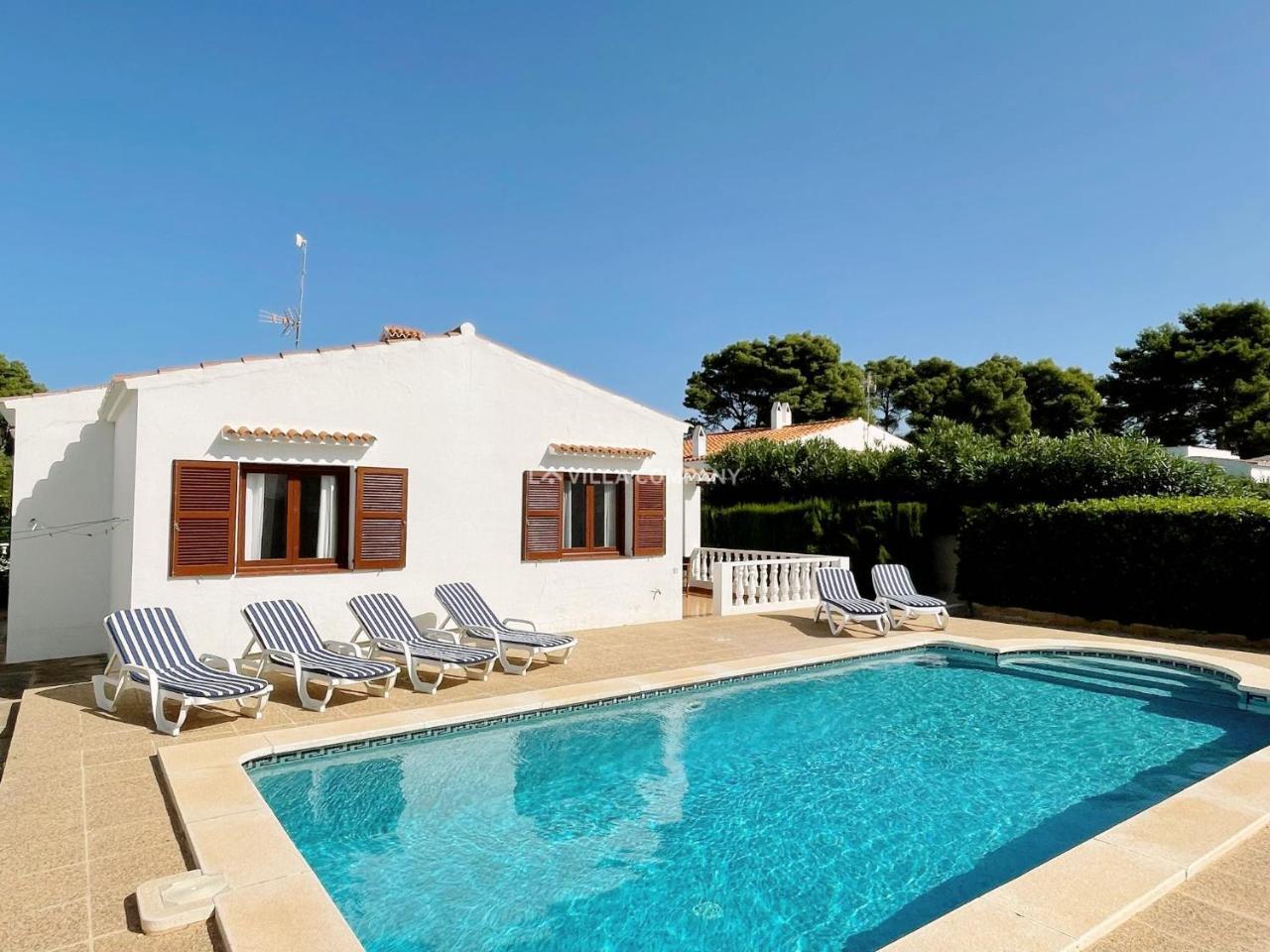 Villa Jojo & Cleo — 4-Star Luxury Hotel in Mercadal, Spain