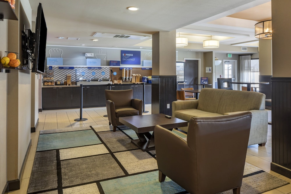 Holiday Inn Express & Suites Indio Coachella Valley by IHG - photo 64
