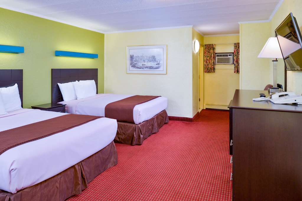 Rodeway Inn Orleans Cape Cod - photo 25