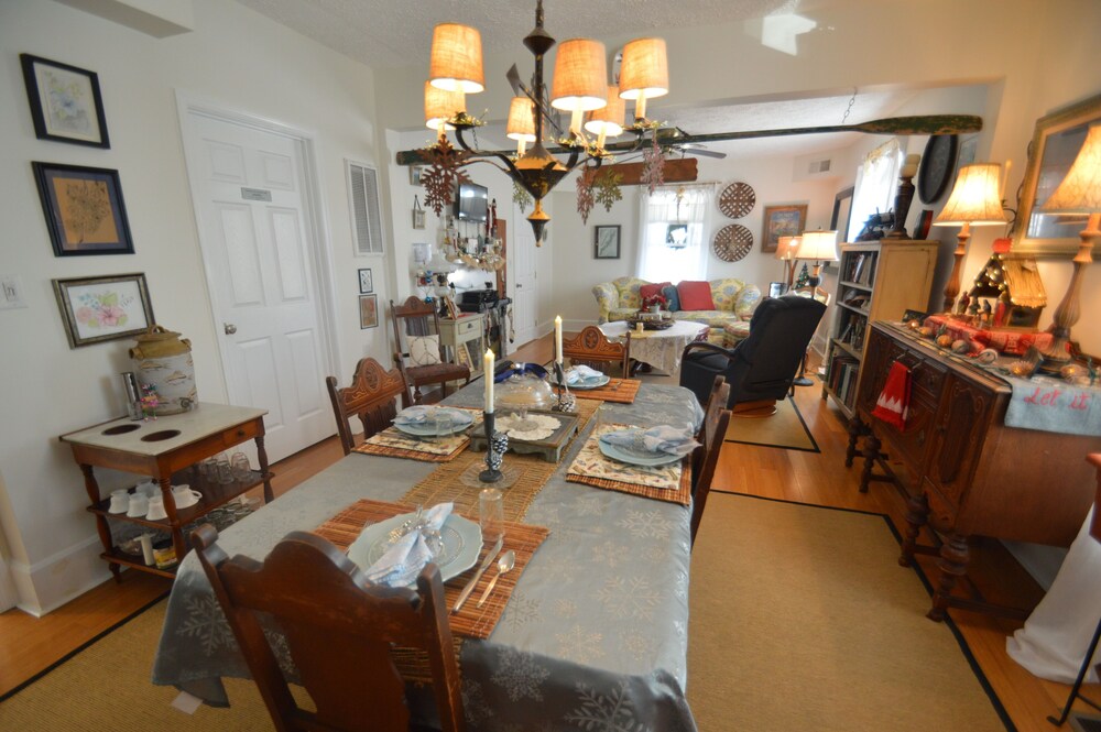 Peabody's Hip Little Stay - photo 64