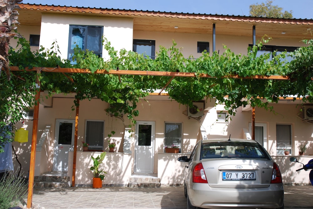 Beyoglu Pansiyon Apart — 4-Star Luxury Hotel in Kas, Turkey