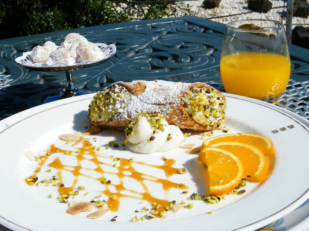 מזון ומשקאות