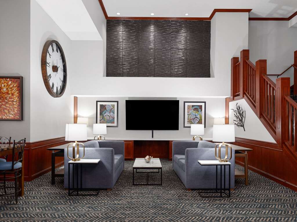 AmericInn by Wyndham Shakopee Near Canterbury Park - photo 7