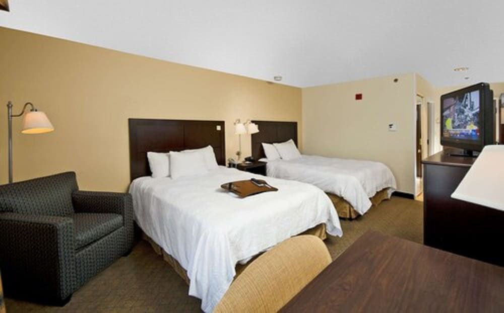 Hampton Inn Asheboro - photo 13