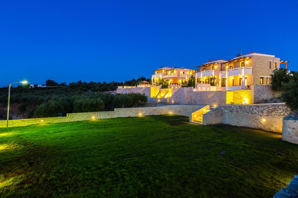 Roupes Villas — 4-Star Luxury Hotel in Rethymno, Greece