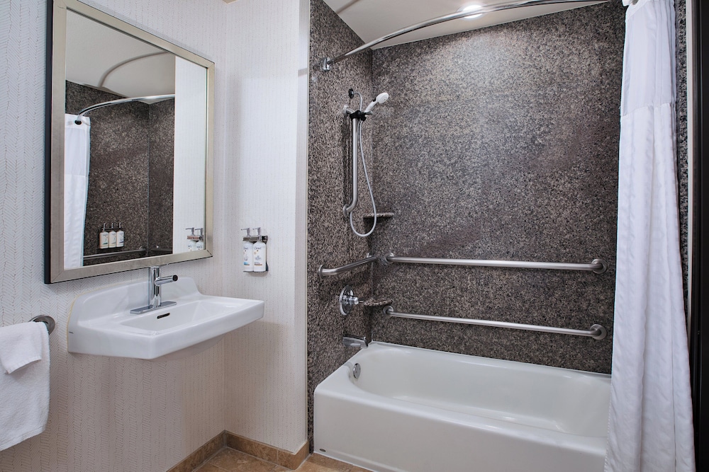 Holiday Inn Ontario Airport by IHG - photo 17