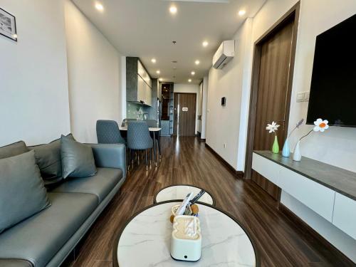 Aa Home HH Commerce Le Chan Hai Phong — 4-Star Luxury Hotel in Haiphong, Vietnam