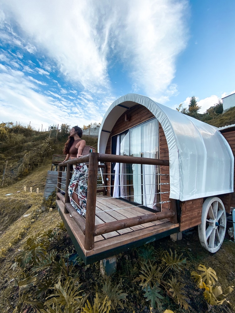 Glamping La Cepa Guatapé in Guatape, Colombia