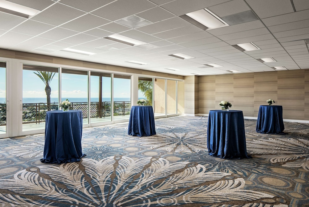 The Cassara Carlsbad Tapestry Collection by Hilton - photo 97
