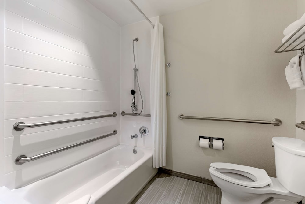 Best Western Plus Executive Residency Phoenix North Happy Valley - photo 47