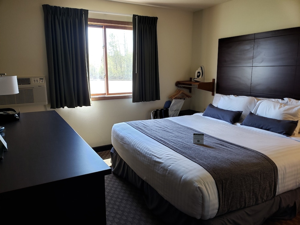 Cobblestone Inn & Suites Merrill - photo 15