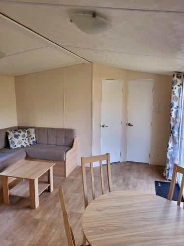 Strandhuis `Het Kompas` — Unknown City — photo 5