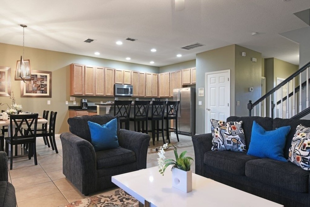 Wonderful 7 bed Solterra Resort W Pool & Spa 7 Bedroom Home by RedAwning Davenport - photo 17