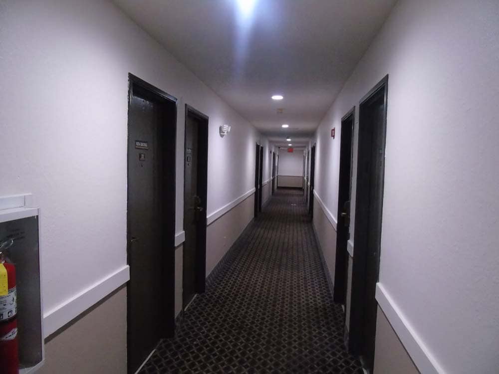 Americas Express Inn - photo 33