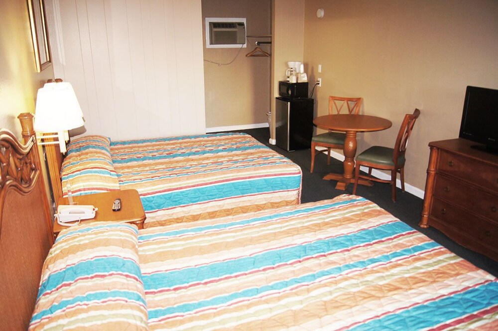 The Oceanfront Viking Motel - photo 7