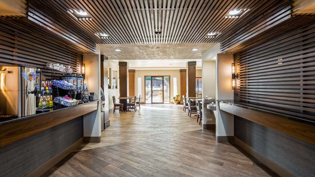 Best Western Plus Hill Country Suites - photo 16