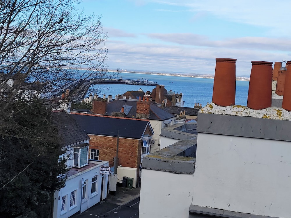 Nelson's View — 4-Star Luxury Hotel in Ryde, United Kingdom