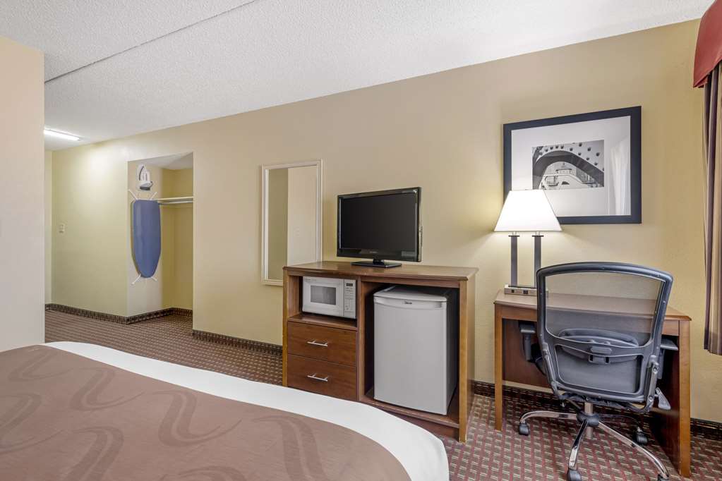 Quality Inn & Suites Lincoln South - photo 8