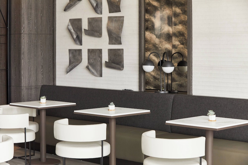 AC Hotel by Marriott Miami Airport West Doral - photo 32