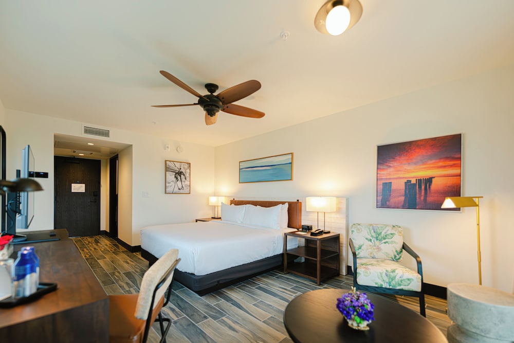The Perry Hotel Naples - photo 8