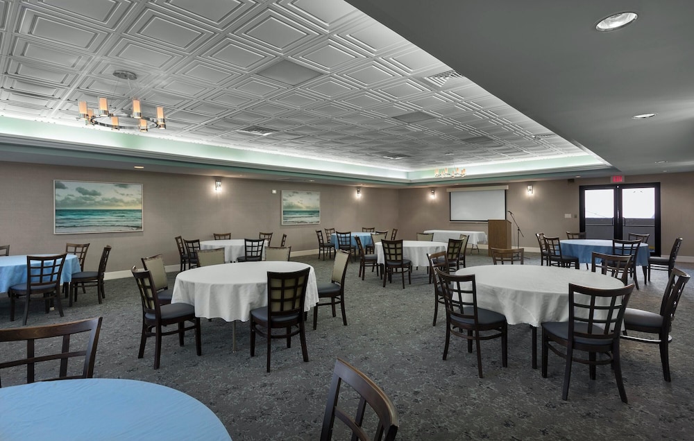 Compass Cove Resort - photo 372