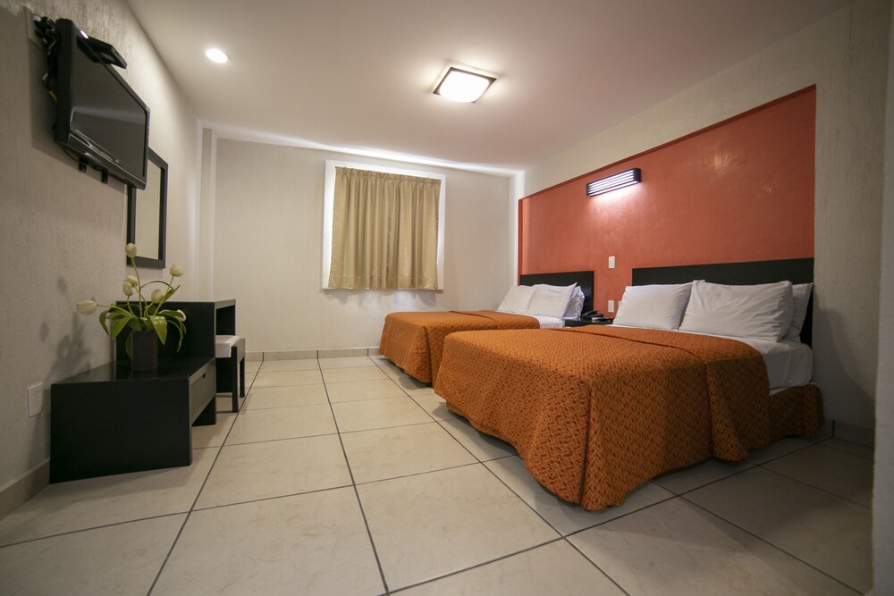 Hotel Rs Suites in Tuxtla, Mexico