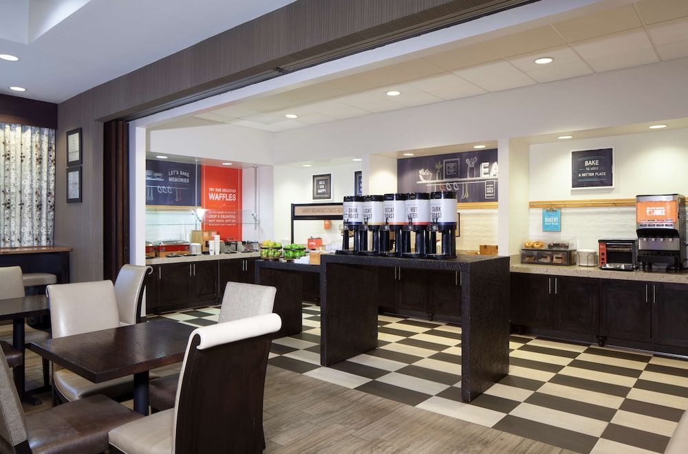 Hampton Inn Parsippany - photo 46