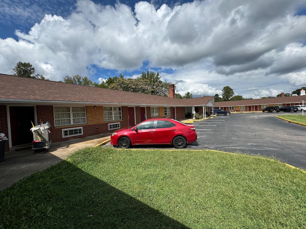 Travel Inn Danville US 29 - photo 35