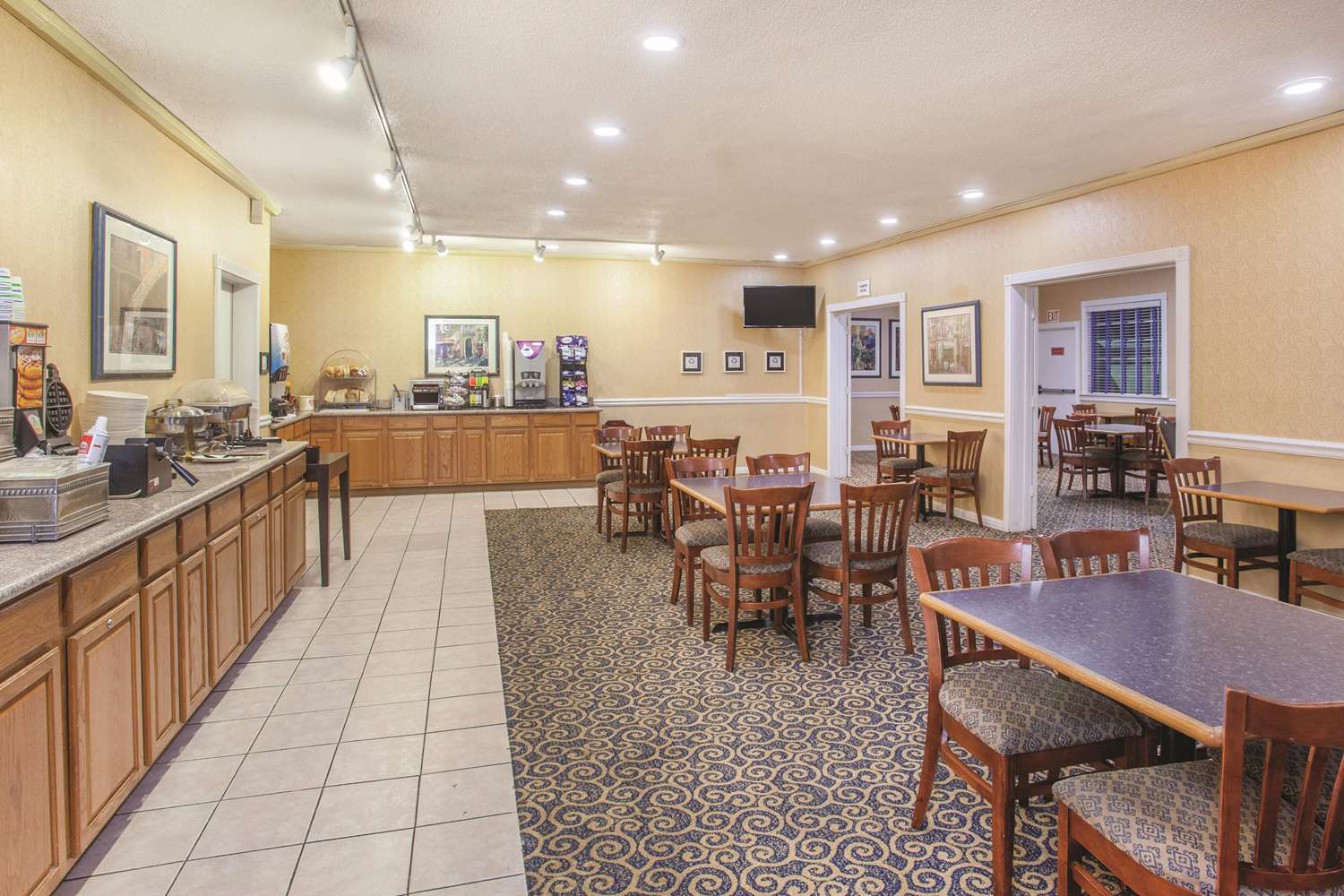 University Inn and Suites Berkeley - photo 18