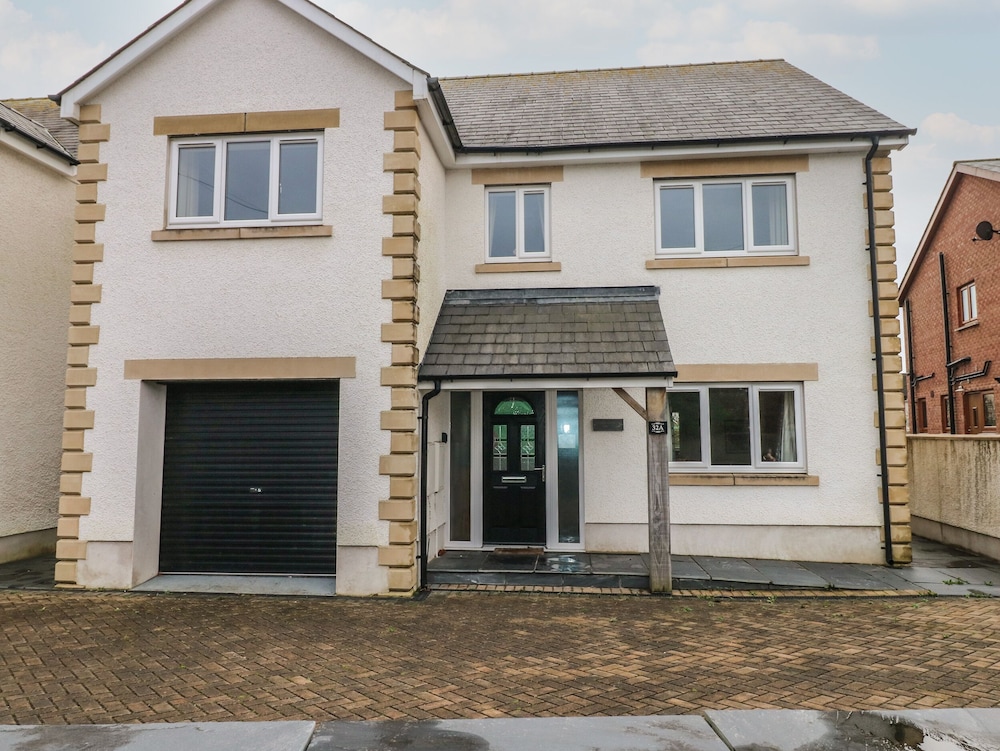 Llygad Y Lleuad — hotel in Burry Port