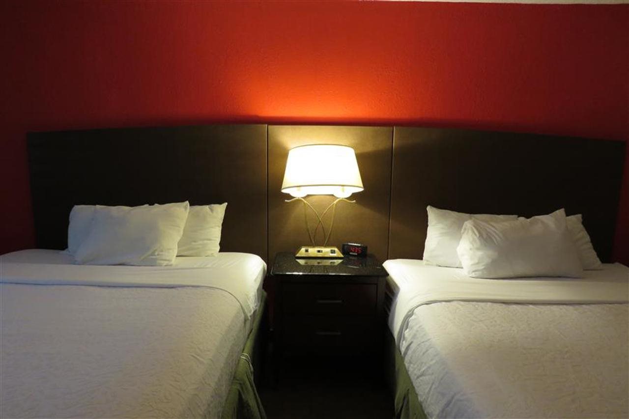 American Inn and Suites Ferndale — hotel in Ferndale