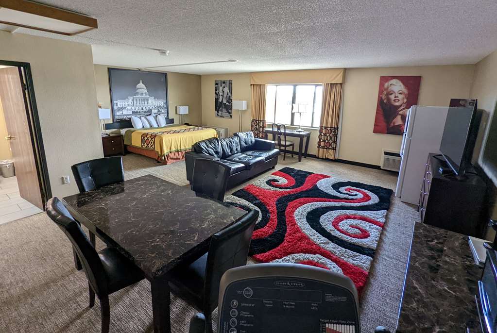 Super 8 by Wyndham Wichita North - photo 16